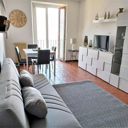 Casa Con Vista A Nesso