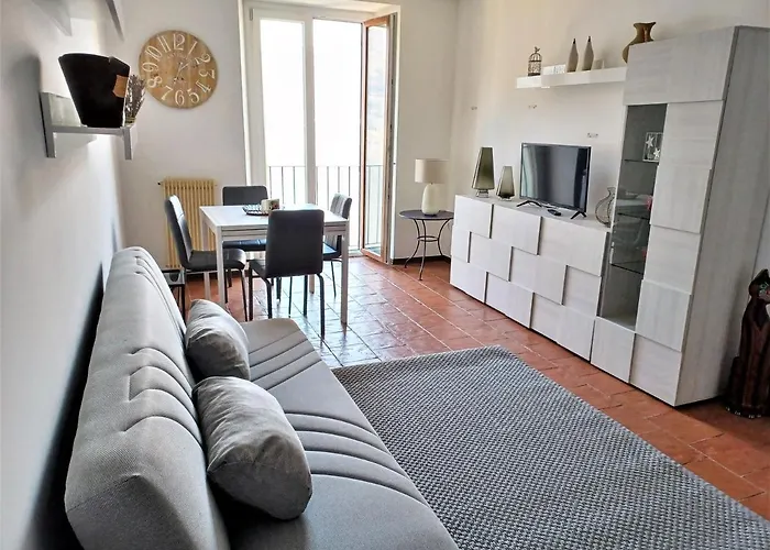 Casa Con Vista A Нессо